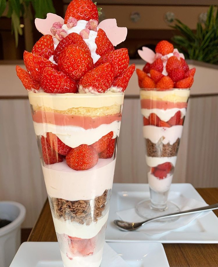 Strawberry Parfait Dessert 
